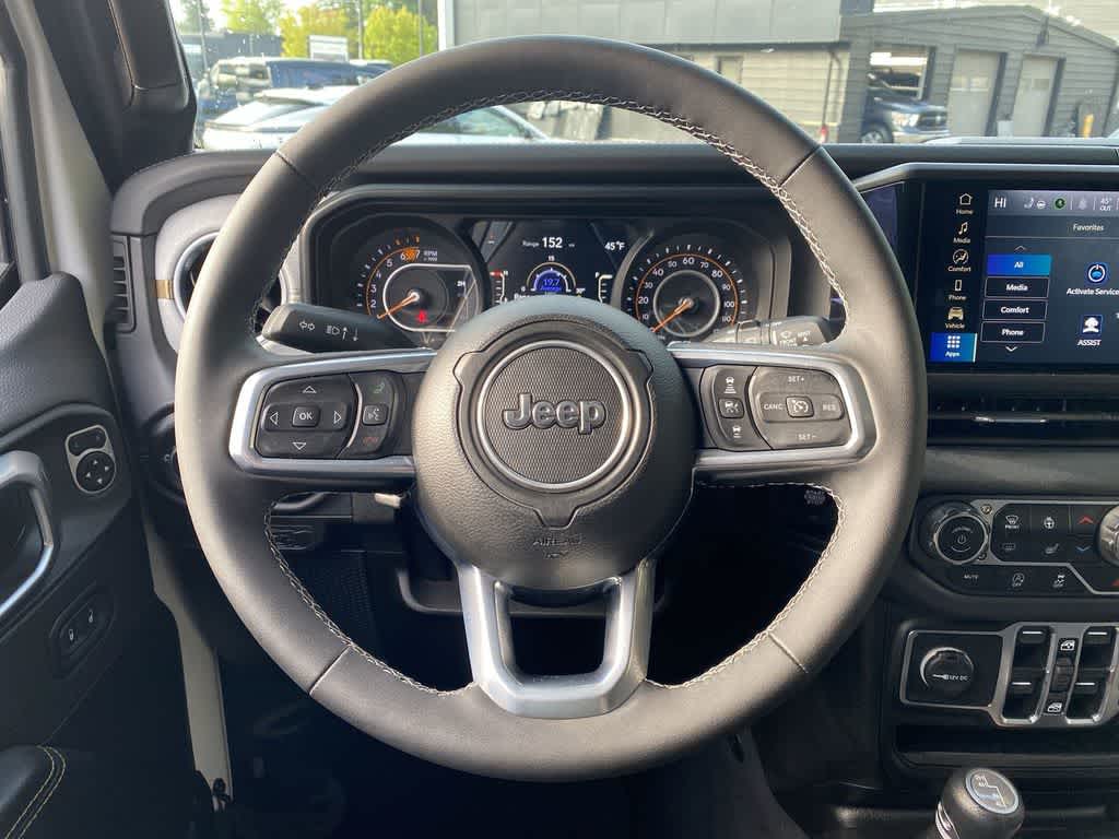 2025 Jeep Wrangler Sahara
