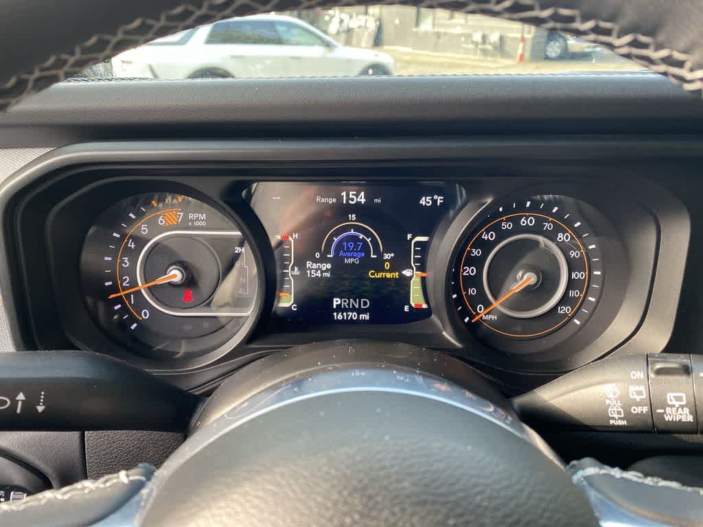 2025 Jeep Wrangler Sahara