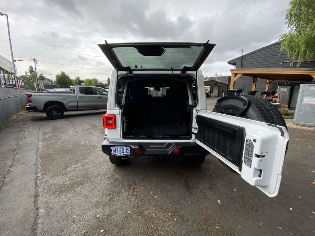 2025 Jeep Wrangler Sahara