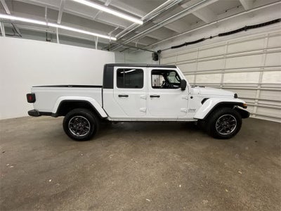2023 Jeep Gladiator Overland