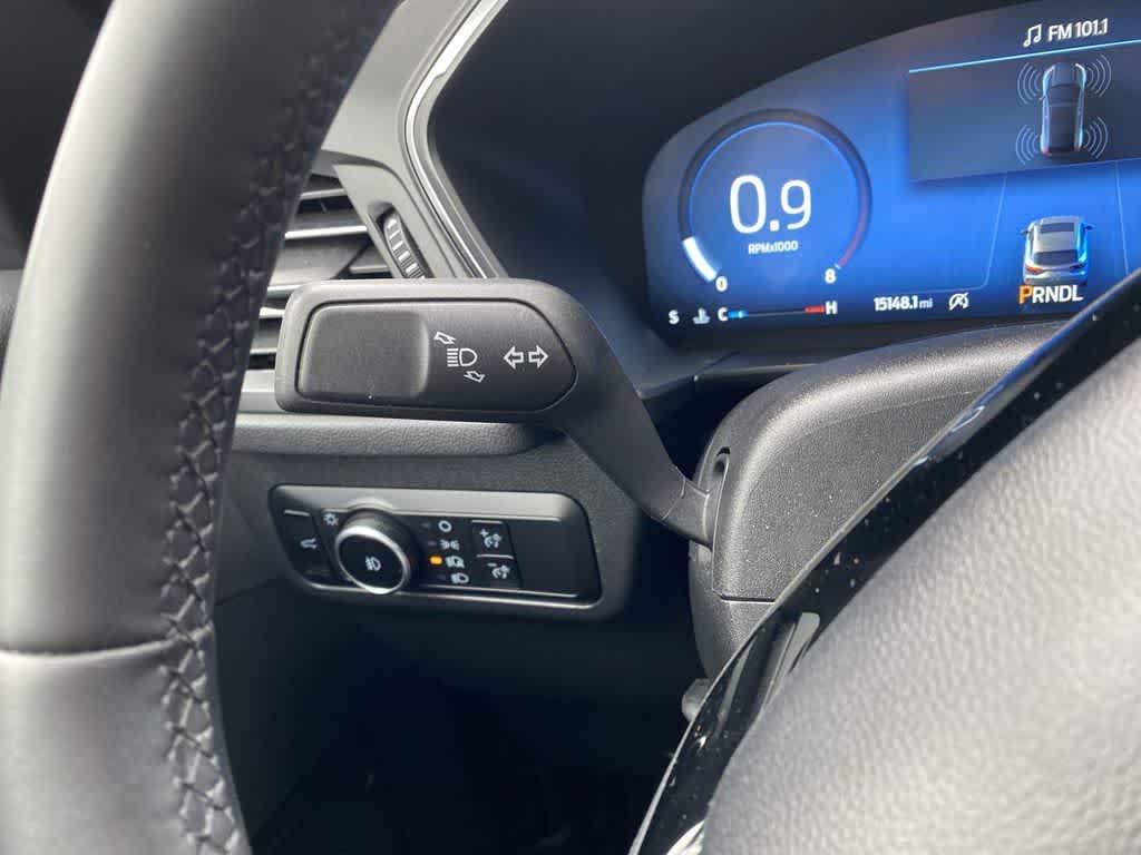 2025 Ford Escape Platinum