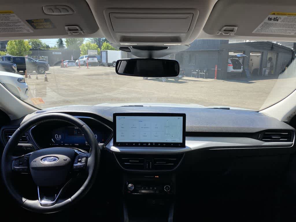 2025 Ford Escape Platinum