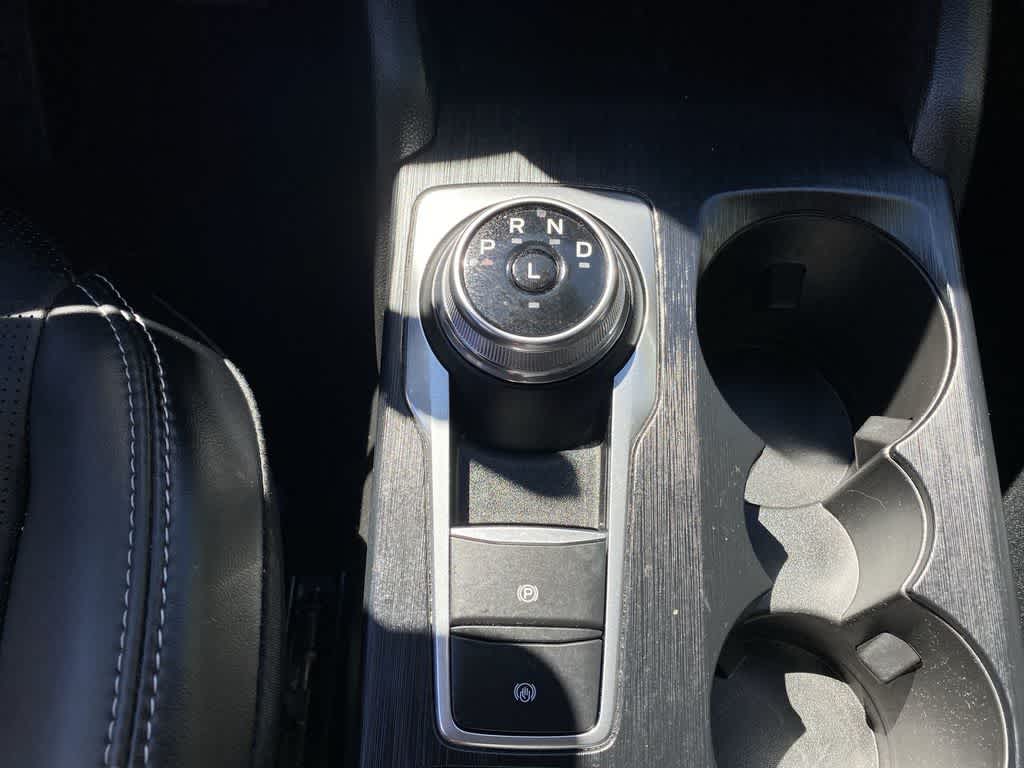 2025 Ford Escape Platinum