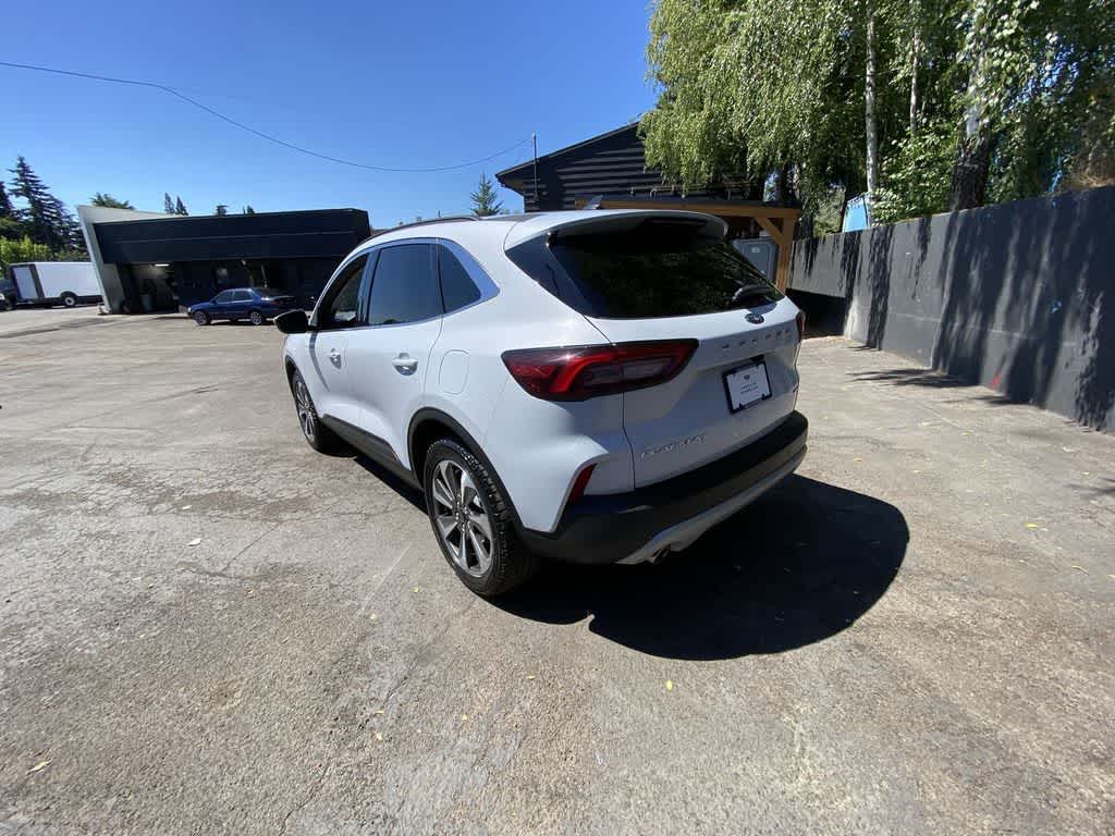 2025 Ford Escape Platinum