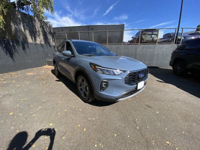 2025 Ford Escape ST-Line Select