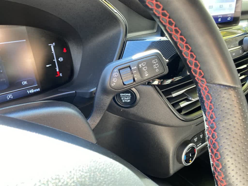 2025 Ford Escape ST-Line Select