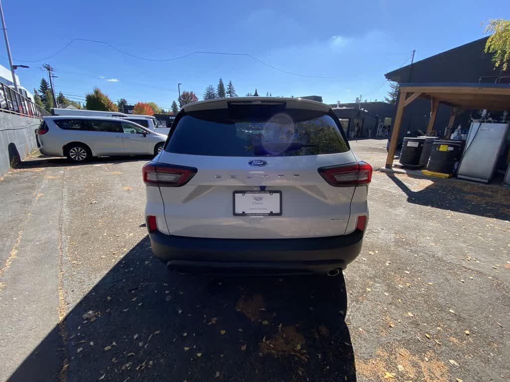 2025 Ford Escape ST-Line Select