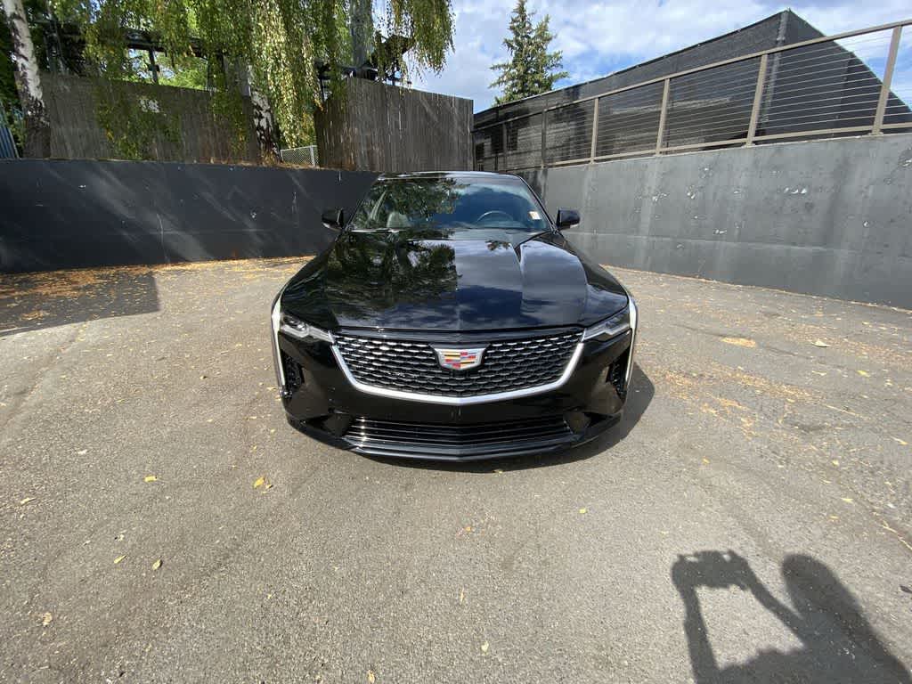 2024 Cadillac CT4 Luxury