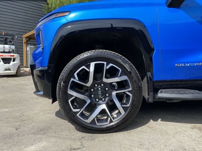 2025 Chevrolet Silverado EV RST - Max Range
