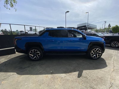 2025 Chevrolet Silverado EV RST - Max Range