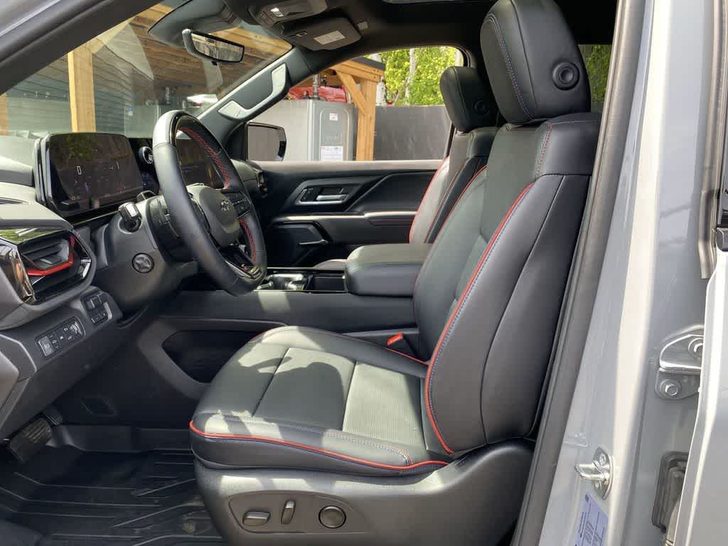 2025 Chevrolet Silverado EV RST - Max Range