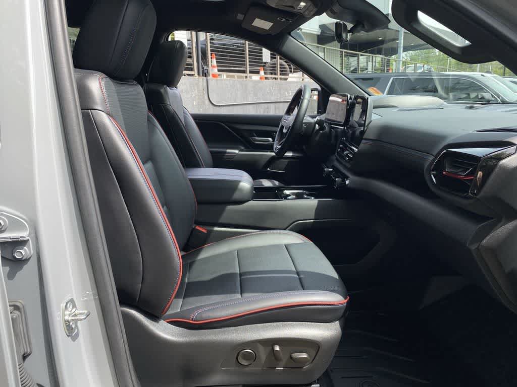 2025 Chevrolet Silverado EV RST - Max Range