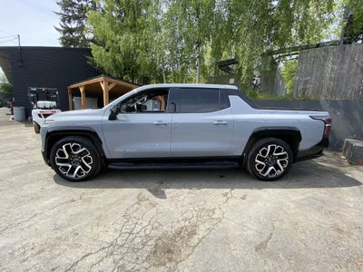2025 Chevrolet Silverado EV RST - Max Range