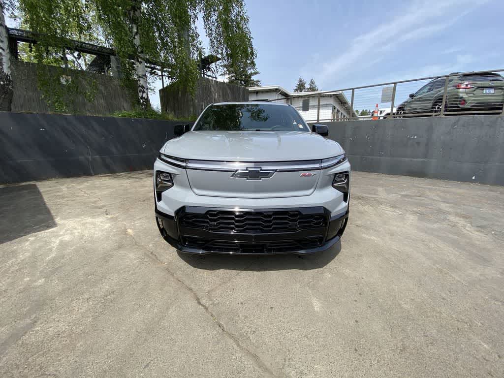 2025 Chevrolet Silverado EV RST - Max Range