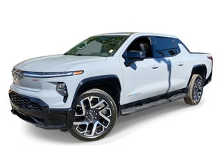 2025 Chevrolet Silverado EV RST - Max Range