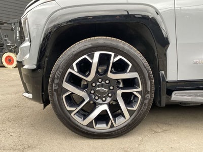 2025 Chevrolet Silverado EV RST - Max Range