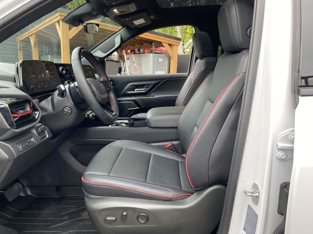 2025 Chevrolet Silverado EV RST - Max Range
