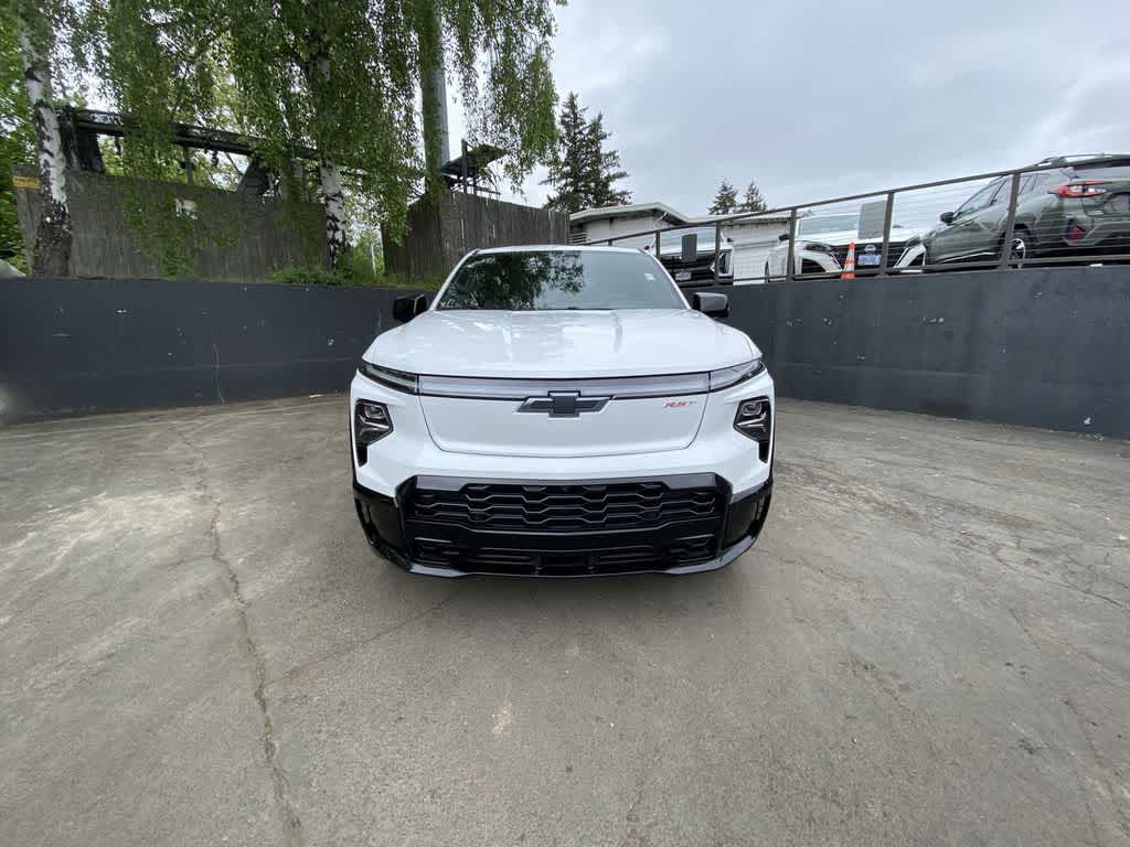 2025 Chevrolet Silverado EV RST - Max Range