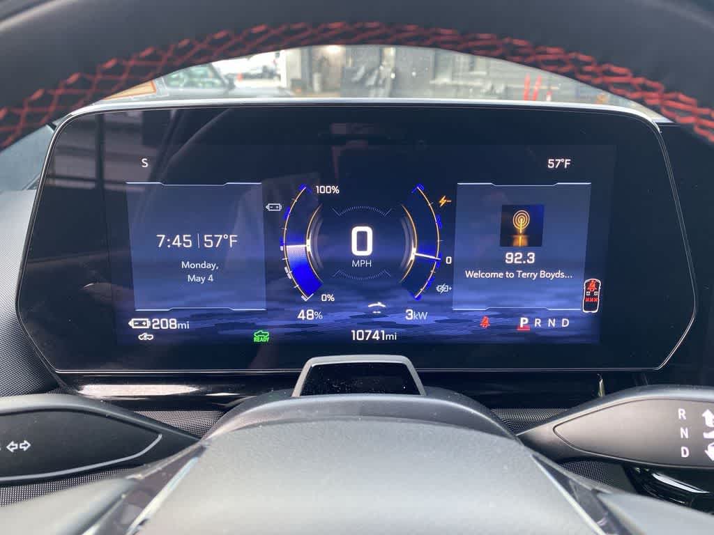 2025 Chevrolet Silverado EV RST - Max Range