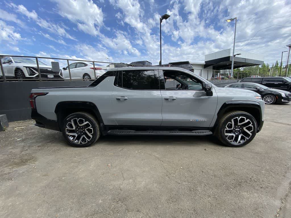 2025 Chevrolet Silverado EV RST - Max Range