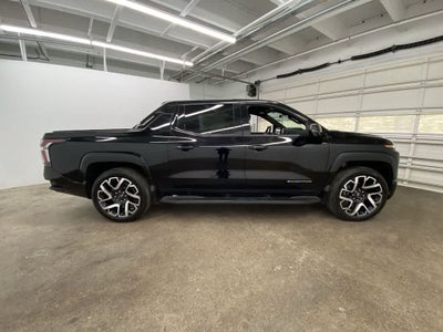 2024 Chevrolet Silverado EV RST
