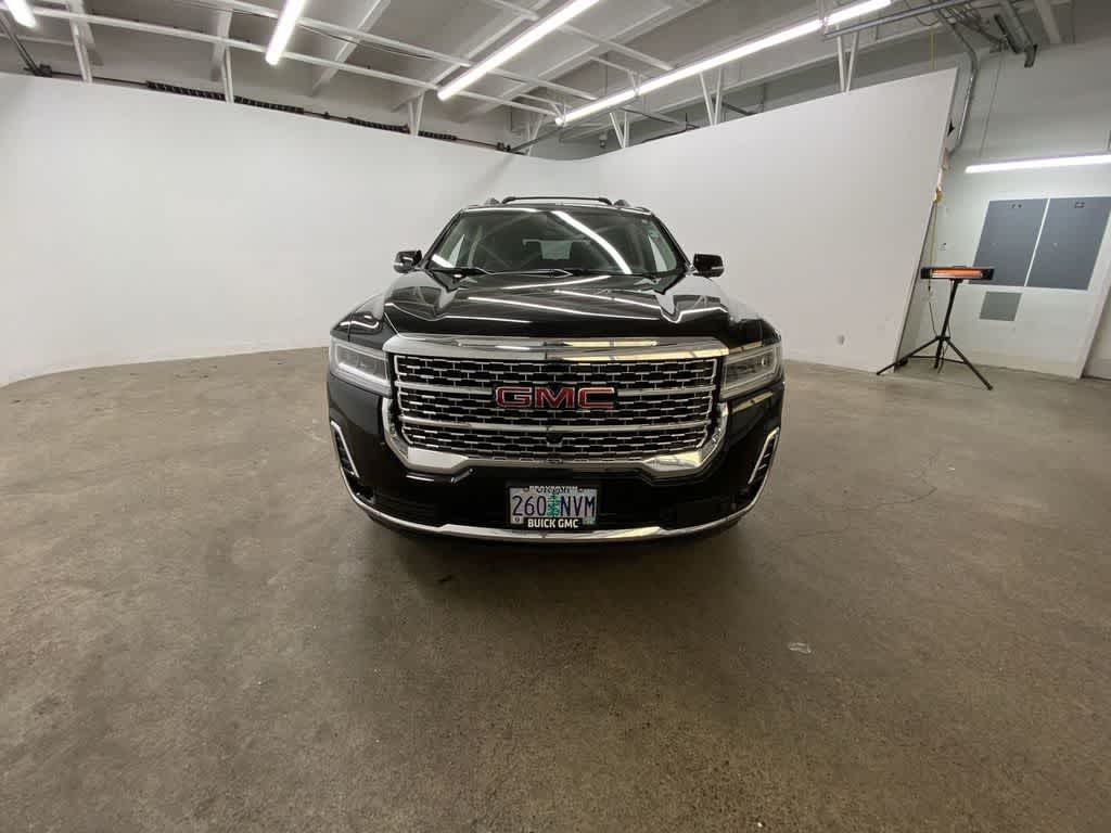2022 GMC Acadia Denali