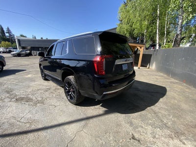 2023 GMC Yukon SLT