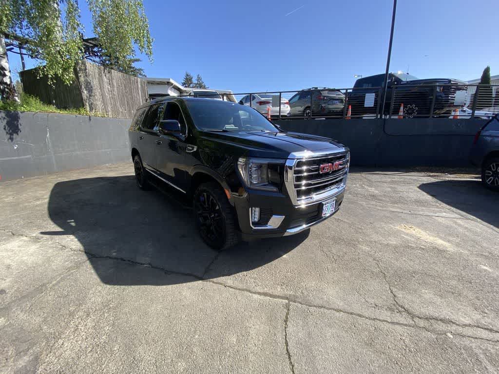 2023 GMC Yukon SLT