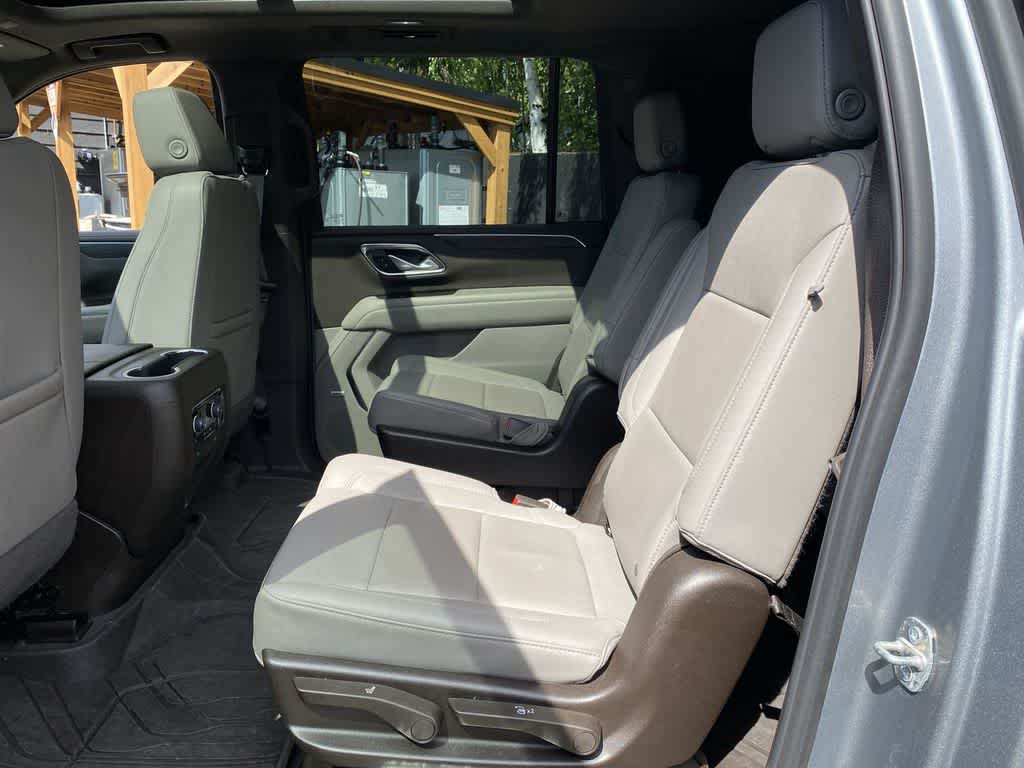 2024 Chevrolet Suburban LT