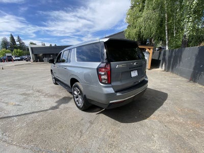 2024 Chevrolet Suburban LT