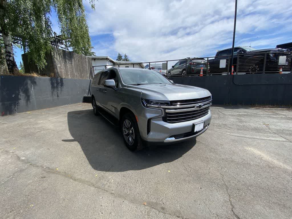 2024 Chevrolet Suburban LT