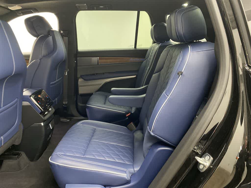 2026 Cadillac VISTIQ Premium Luxury