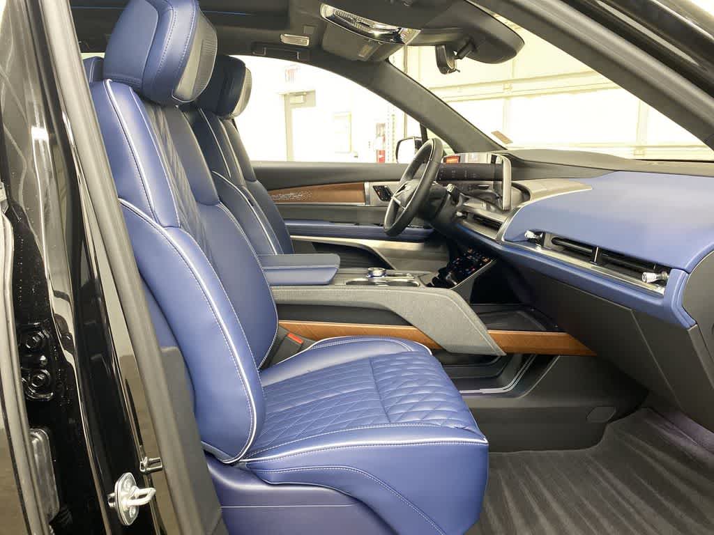 2026 Cadillac VISTIQ Premium Luxury