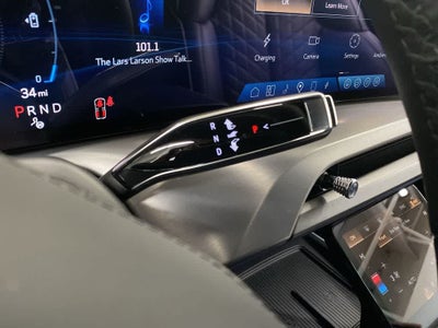 2026 Cadillac VISTIQ Premium Luxury