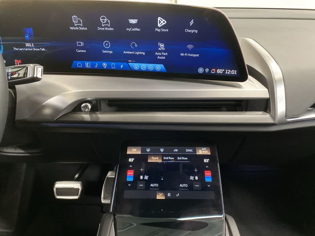 2026 Cadillac VISTIQ Sport