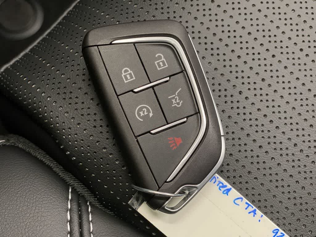 2026 Cadillac VISTIQ Sport