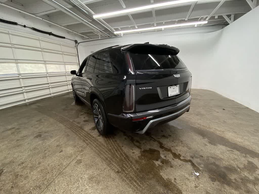 2026 Cadillac VISTIQ Sport