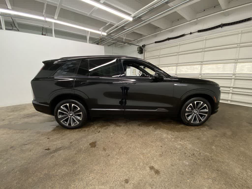 2026 Cadillac VISTIQ Sport