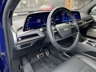 2026 Cadillac VISTIQ Sport