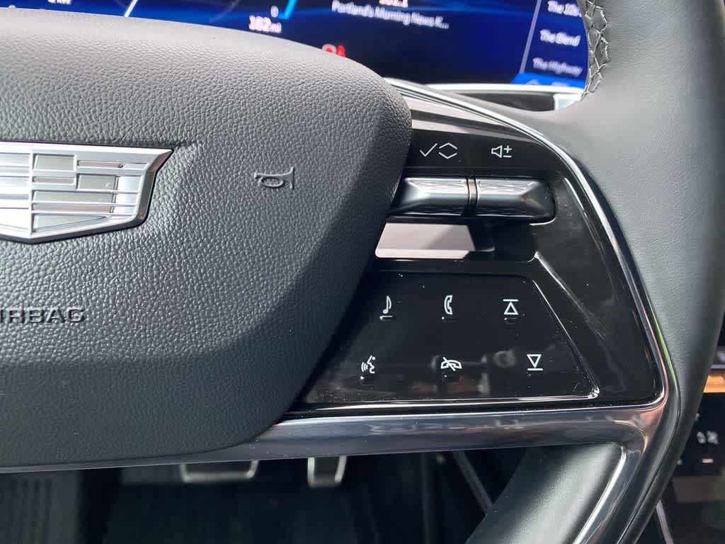 2026 Cadillac VISTIQ Sport