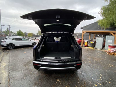 2026 Cadillac VISTIQ Sport