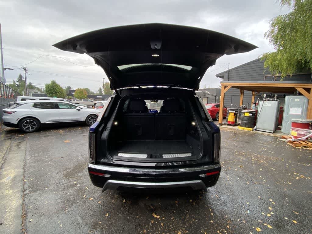 2026 Cadillac VISTIQ Sport
