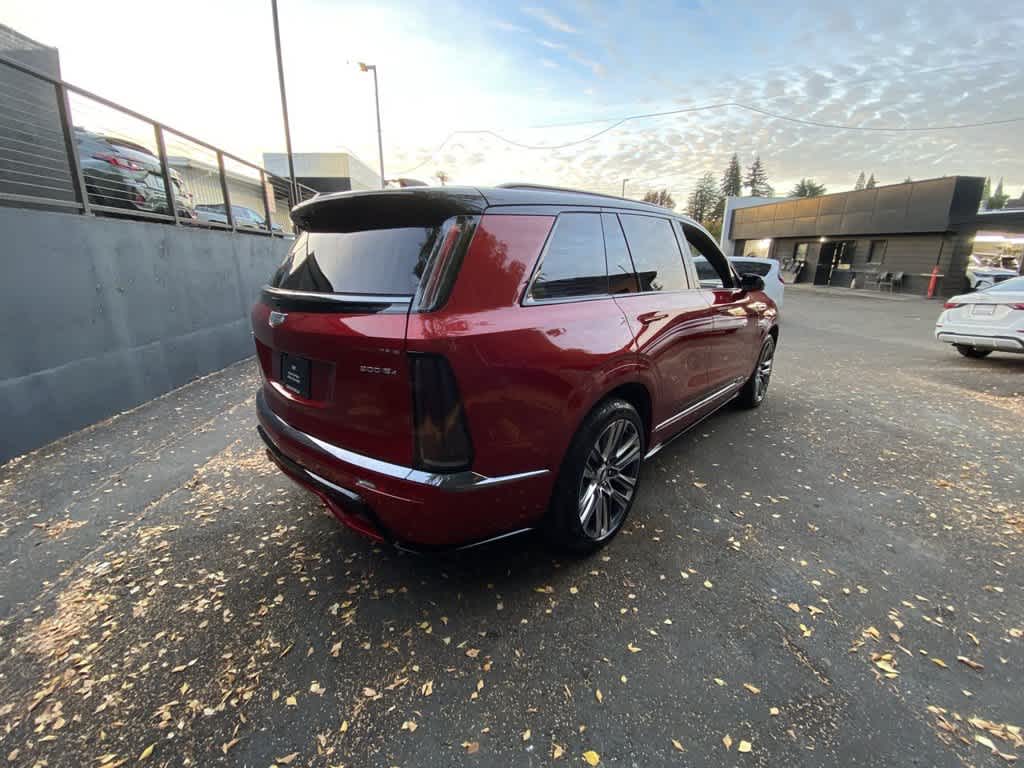 2026 Cadillac VISTIQ Platinum