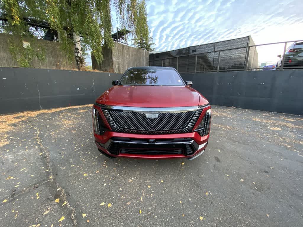 2026 Cadillac VISTIQ Platinum