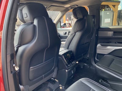 2026 Cadillac VISTIQ Platinum