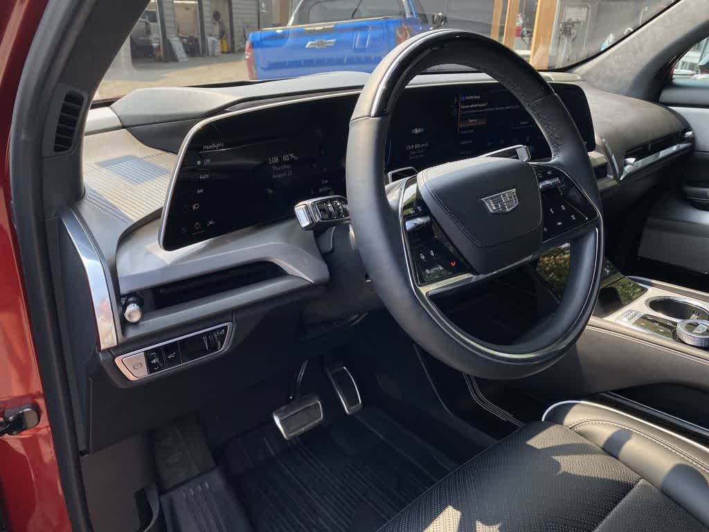 Certified 2026 Cadillac VISTIQ Platinum Sport with VIN 1GYC3RML7TZ707846 for sale in Portland, OR