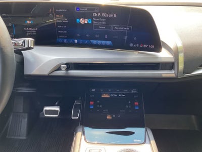 2026 Cadillac VISTIQ Platinum