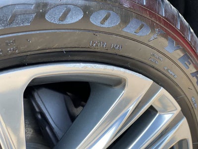 2026 Cadillac VISTIQ Platinum