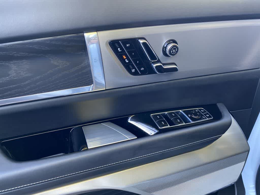 2026 Cadillac VISTIQ Platinum