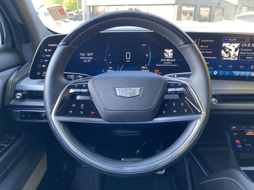 2026 Cadillac VISTIQ Platinum